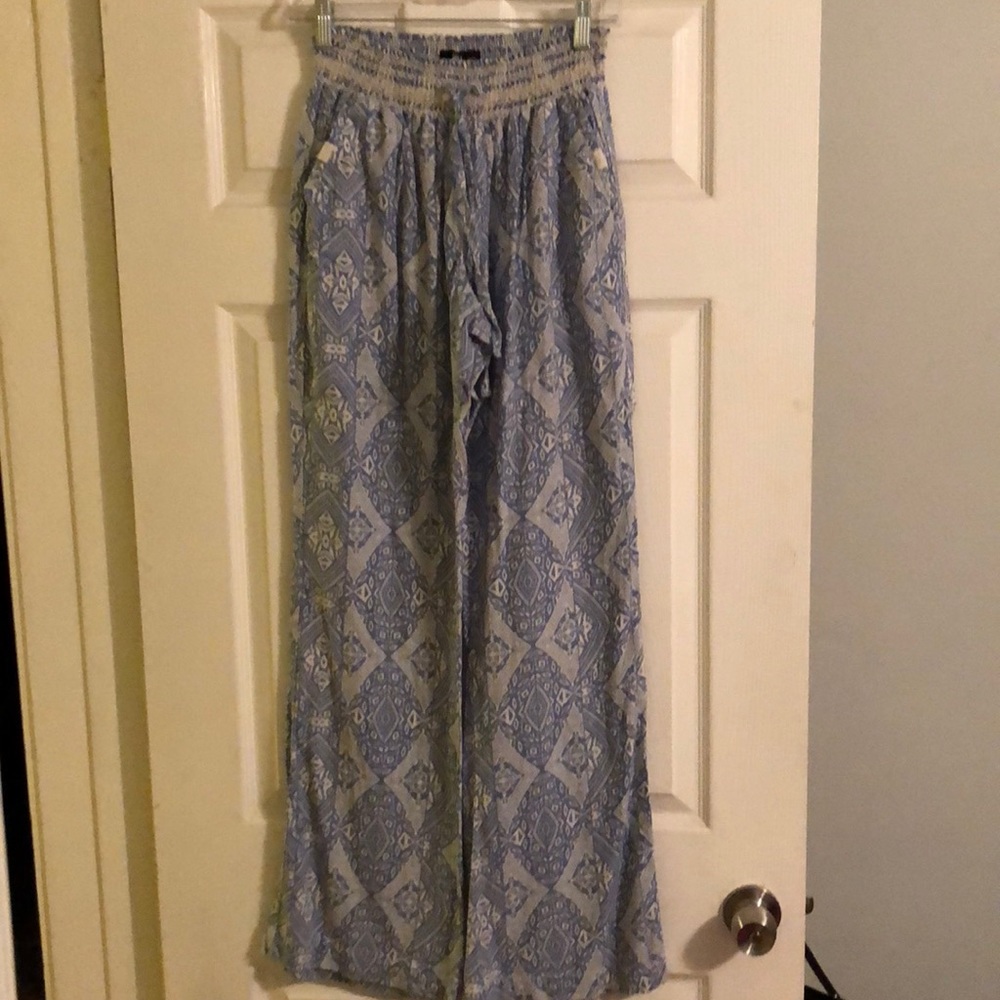 Wide leg flowy pants